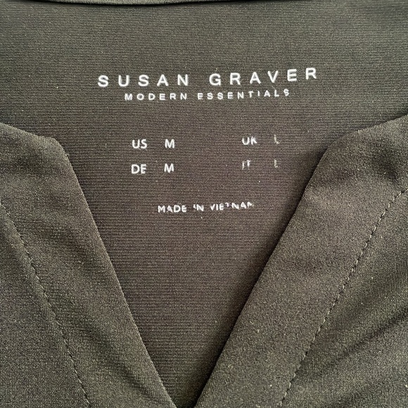 Susan Graver Modern Essentials Regular Liquid
Knit Tunic - Picture 4 of 7